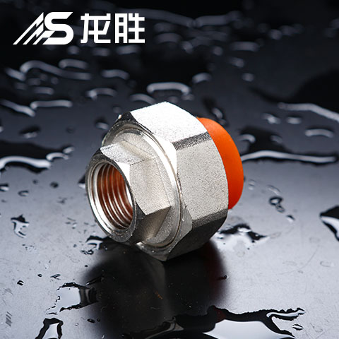 一般做代理水管利潤多高？能有多少？經營困難嘛？