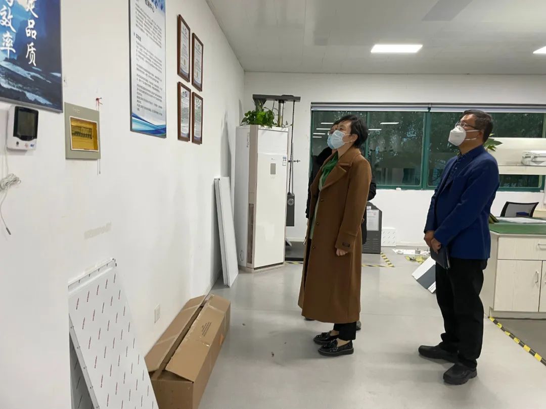 松江區(qū)副區(qū)長及政府眾領(lǐng)導(dǎo)蒞臨龍勝走訪調(diào)研